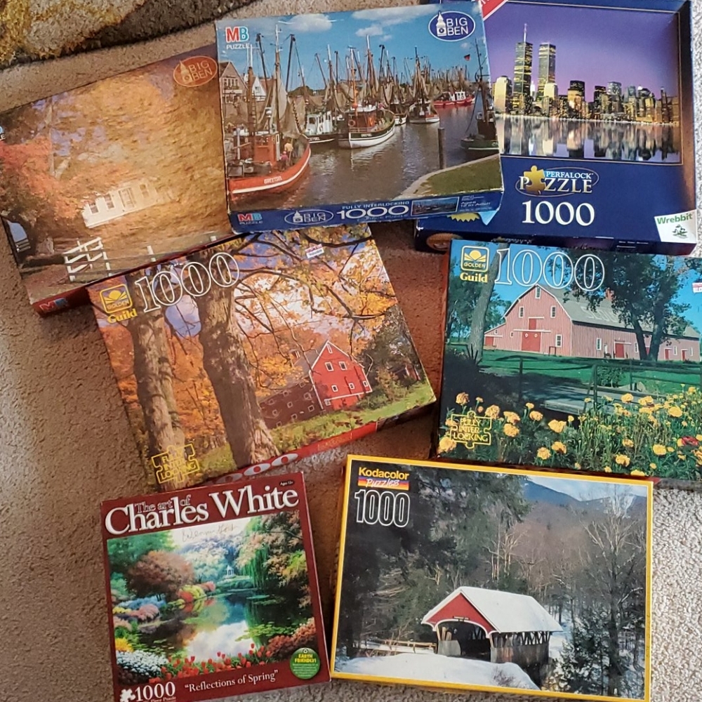 Puzzles Lot 1,000